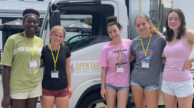 Open Table Summer Intern Volunteers at the Truck 2024