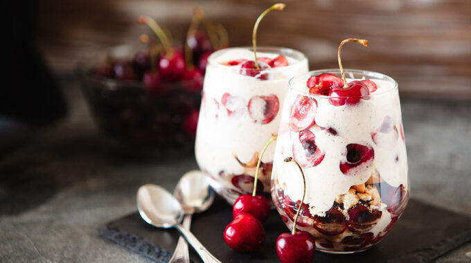 Cherry Yogurt Parfait